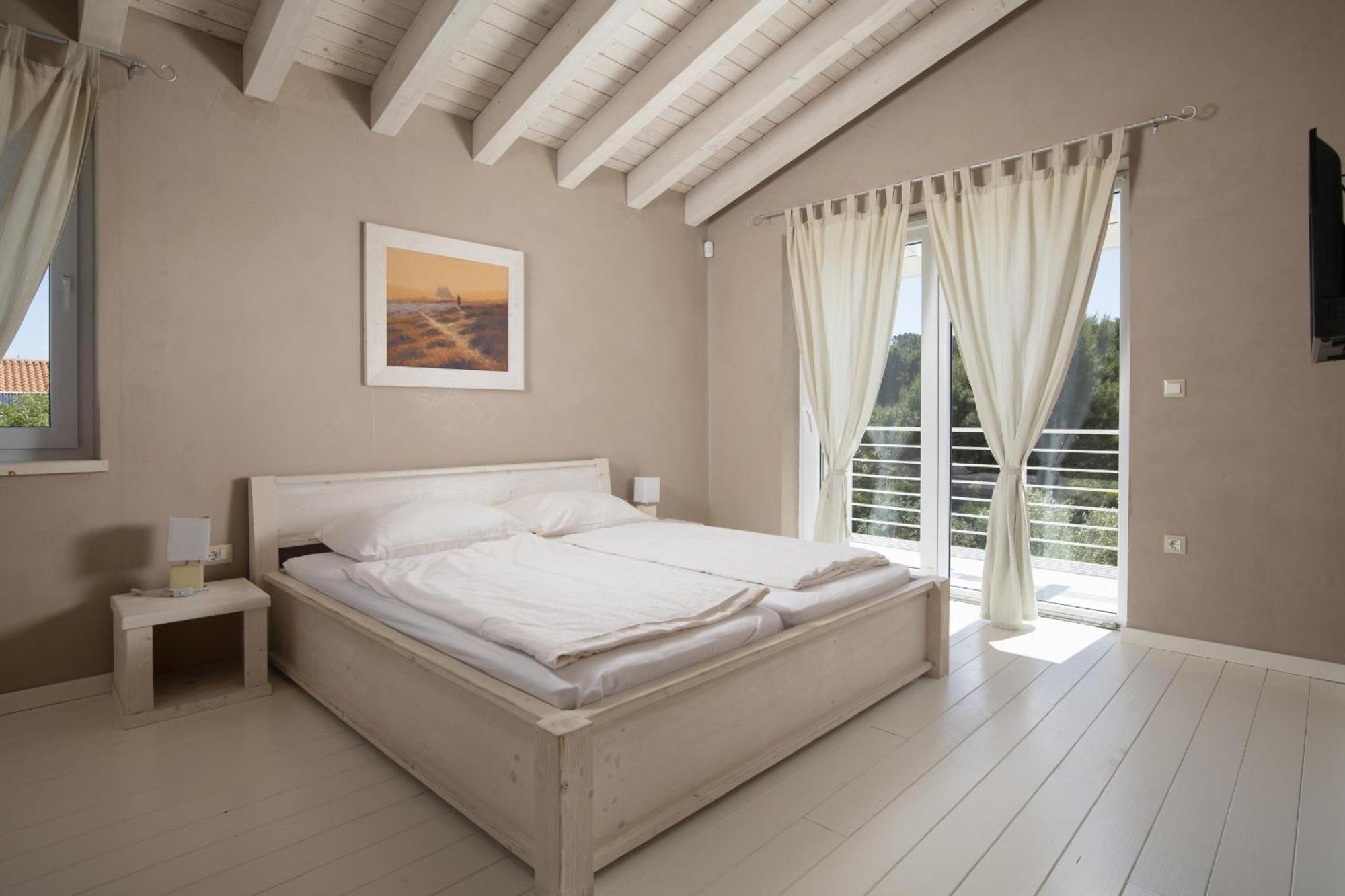 Villa Bella - Beautiful And Modern House With Pool, Souna, Jacuzzi & Playground, Liznjan - Istra Exterior foto