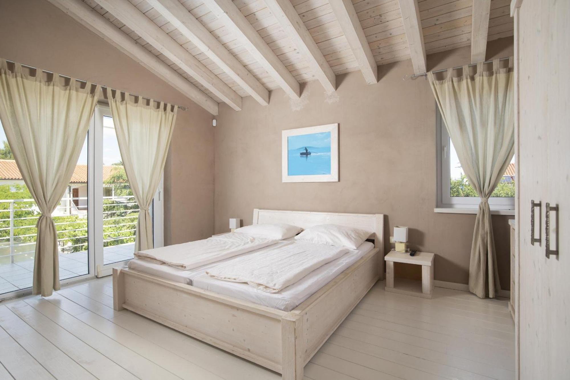 Villa Bella - Beautiful And Modern House With Pool, Souna, Jacuzzi & Playground, Liznjan - Istra Exterior foto